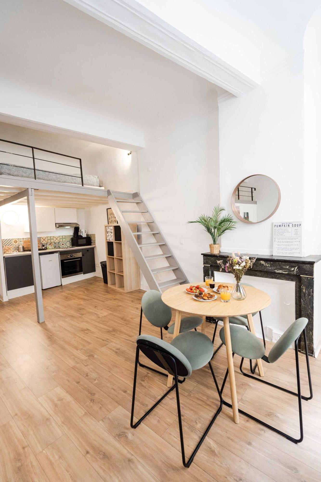 Studio Mezzanine Aumone Vieille Aix-en-Provence Bagian luar foto