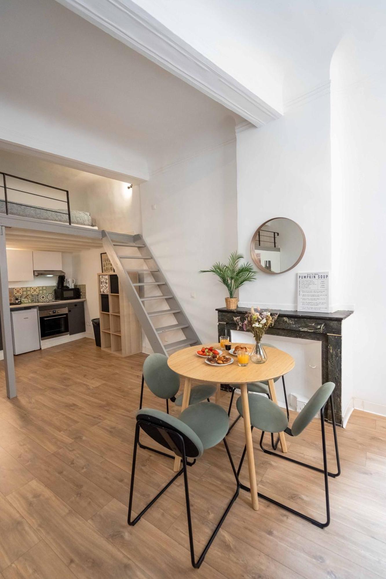 Studio Mezzanine Aumone Vieille Aix-en-Provence Bagian luar foto